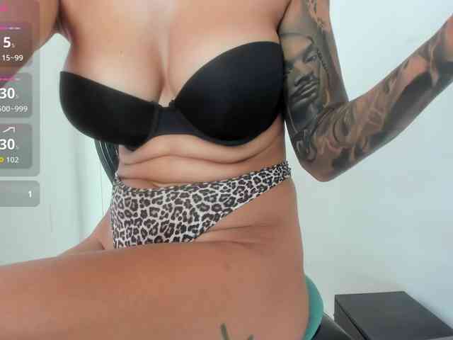 Kinky-Jessyy Kinky-Jessyy