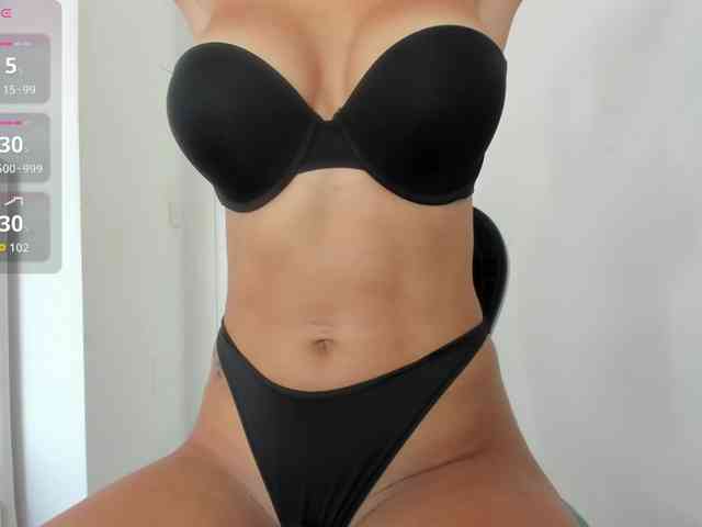 Kinky-Jessyy webcam