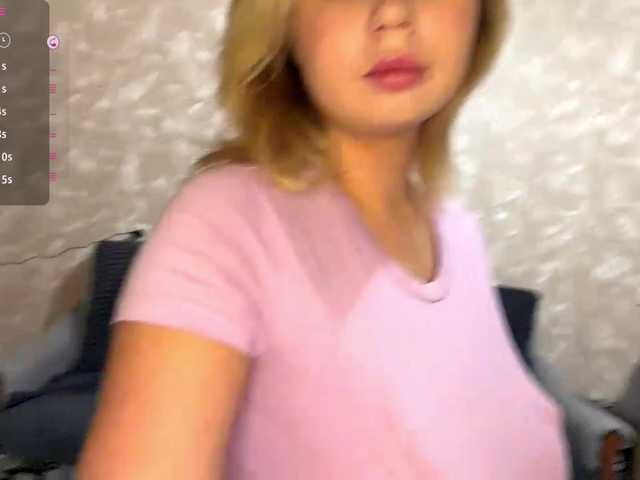 VenitaLia live cam on BongaCams