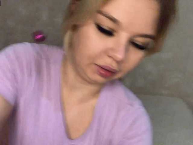 VenitaLia live cam on BongaCams