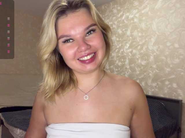VenitaLia live cam on BongaCams