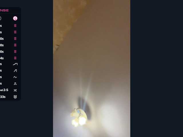 VenitaLia live cam on BongaCams