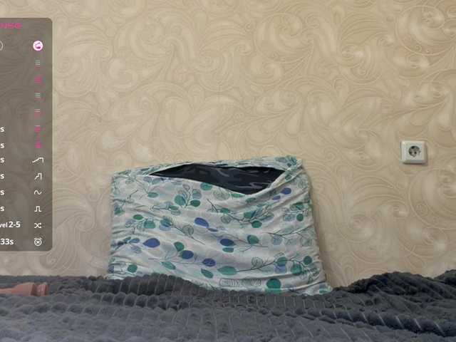 VenitaLia live cam on BongaCams