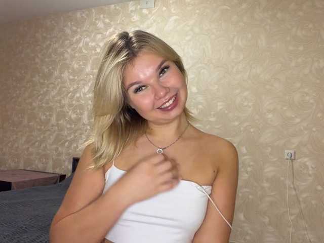 VenitaLia live cam on BongaCams