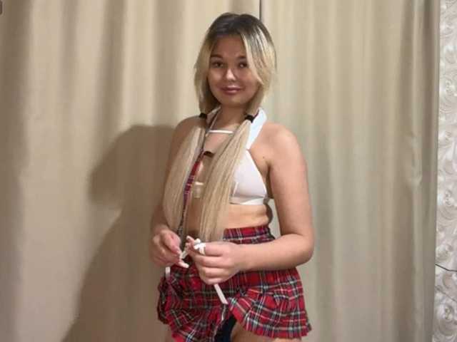 VenitaLia live cam on BongaCams