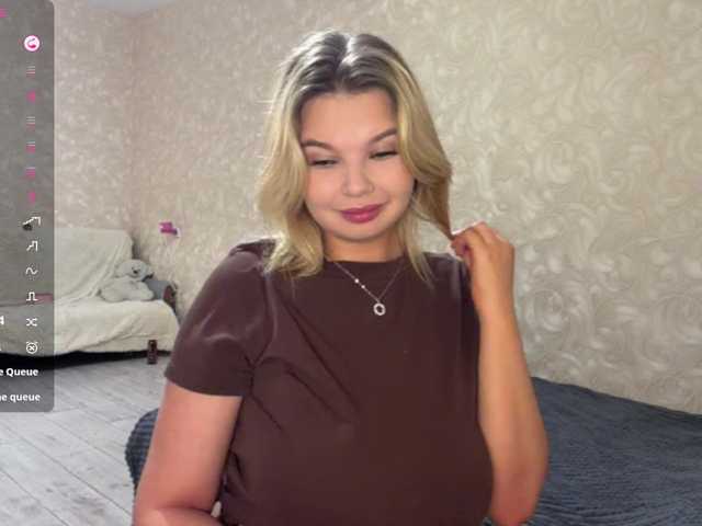 VenitaLia live cam on BongaCams