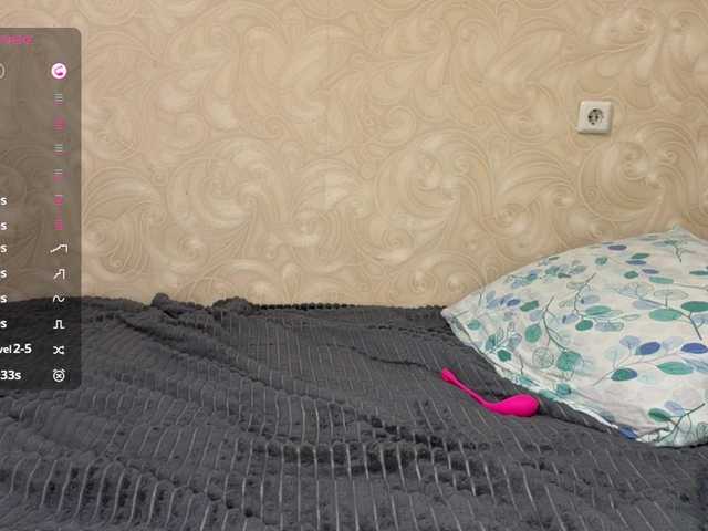 VenitaLia live cam on BongaCams