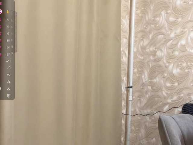 venitalia live sex show