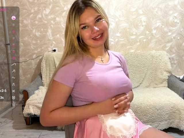 VenitaLia live cam on BongaCams