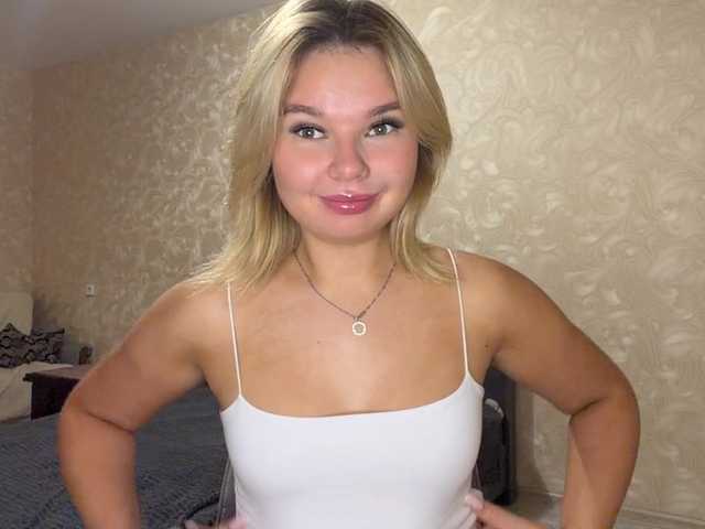 VenitaLia live cam on BongaCams