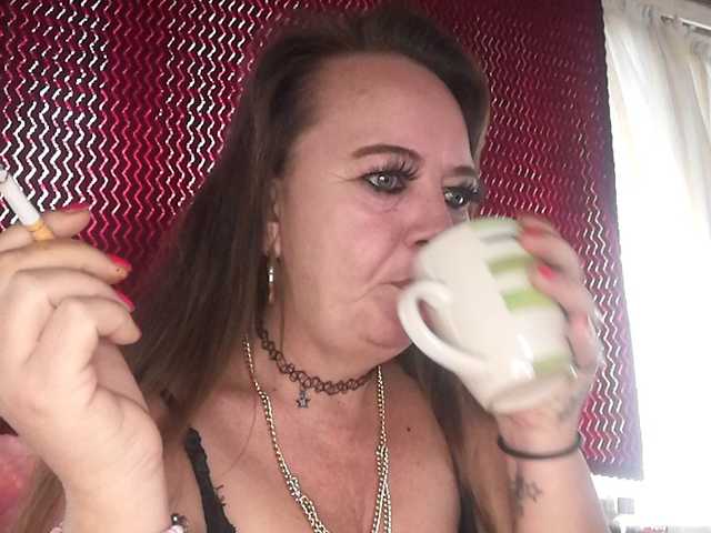 Kimmyb777 live cam on BongaCams