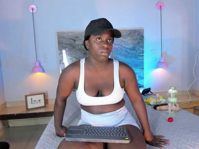 Abbyyxxx live cam on BongaCams