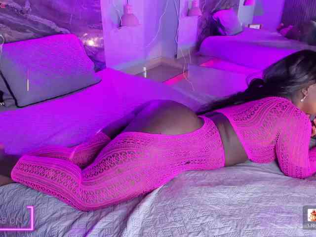Modelo: Abbyyxxx