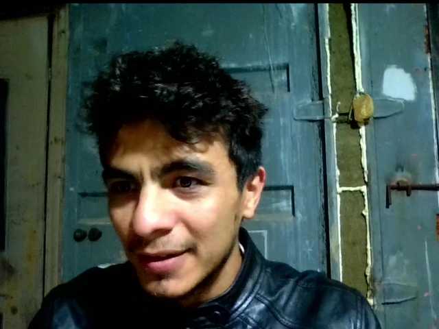 Hulio18Pro live webcam show