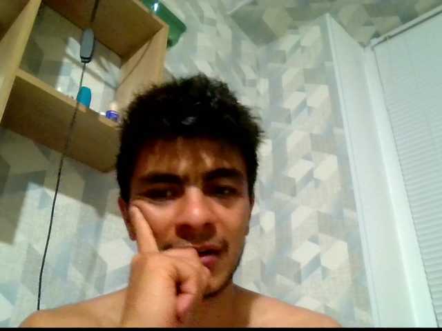 Hulio18Pro live webcam show
