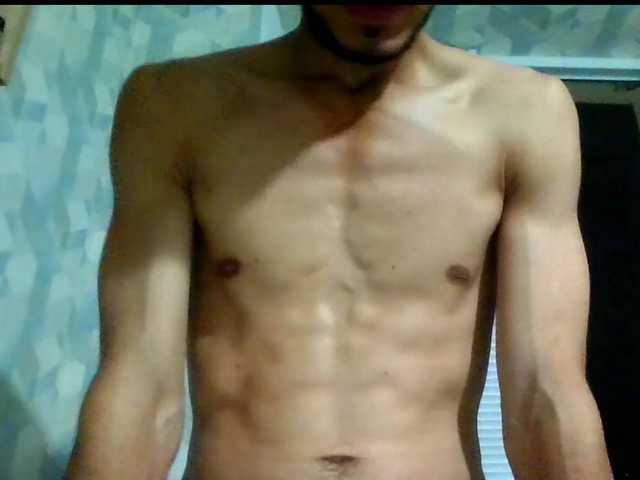 Hulio18Pro live webcam show