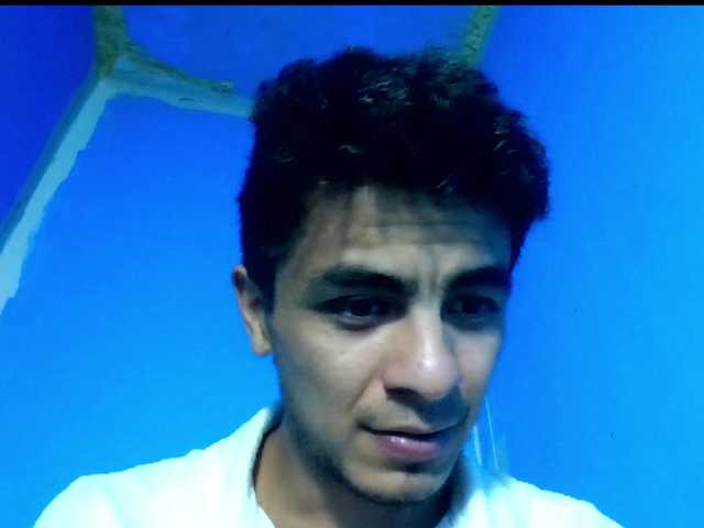 go to chat with Hulio18Pro