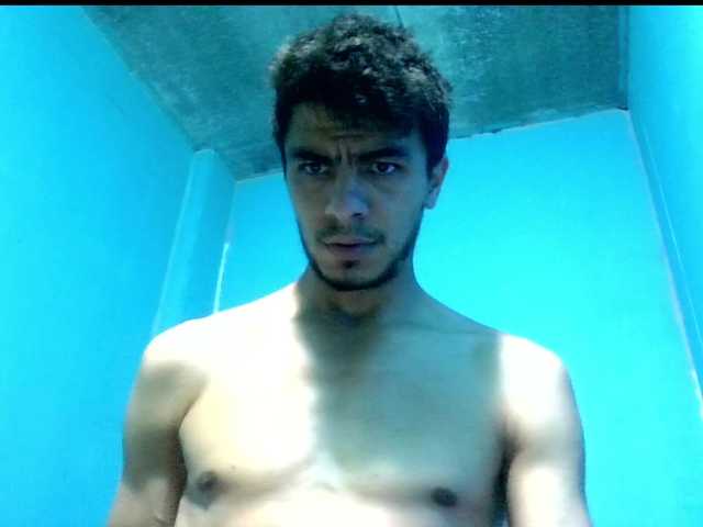 Hulio18Pro live webcam show