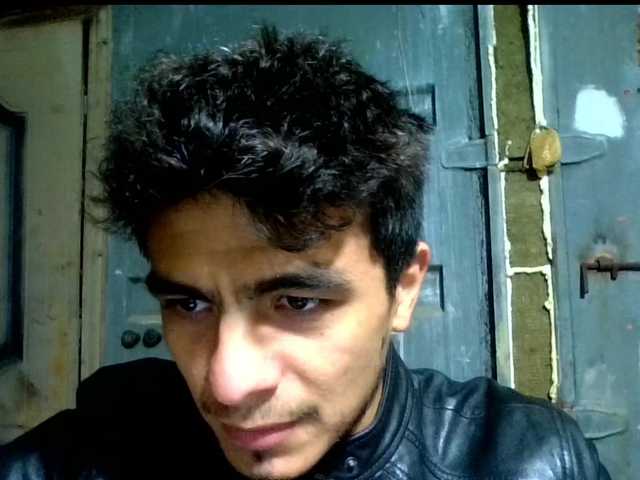 Hulio18Pro live webcam show