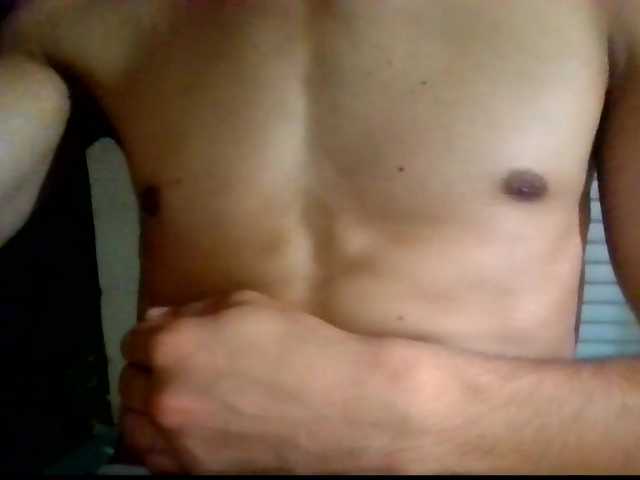 Hulio18Pro live webcam show