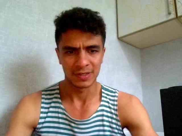Hulio18Ultra Sex Cam Show