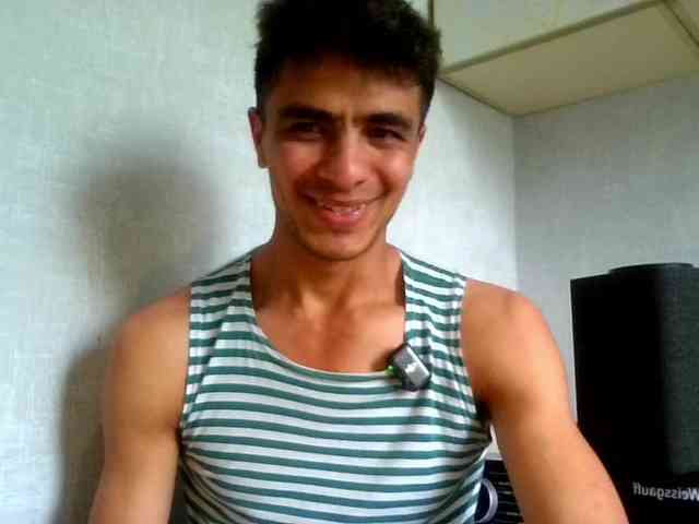 Hulio18Ultra Sex Cam Show
