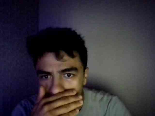 Hulio18Ultra Sex Cam Show