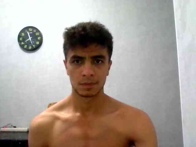 Hulio18Ultra Sex Cam Show