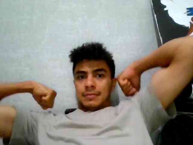 Hulio18Ultra Sex Cam Show