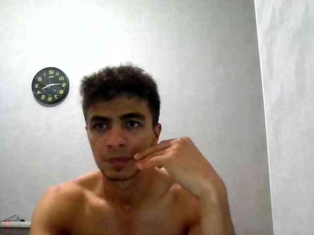 Hulio18Ultra Sex Cam Show