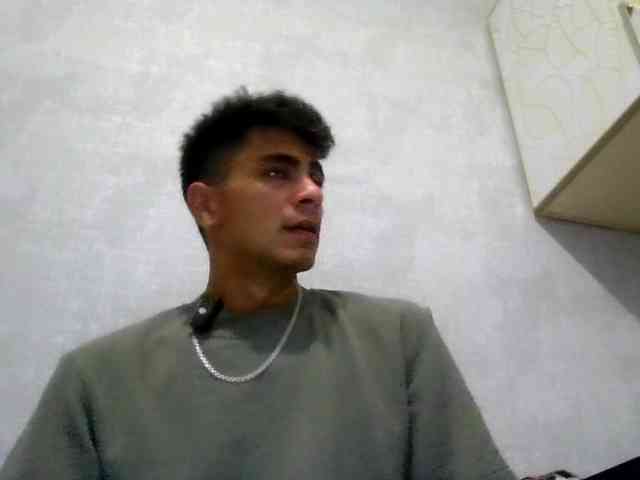 Hulio18Ultra Sex Cam Show
