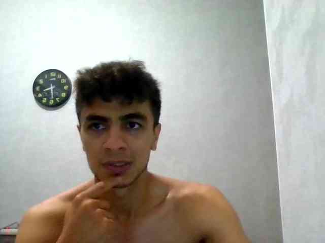 Hulio18Ultra Sex Cam Show