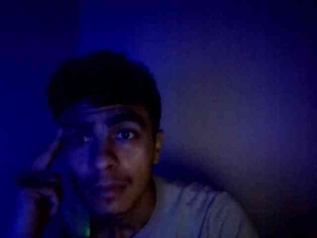Hulio18Ultra Sex Cam Show