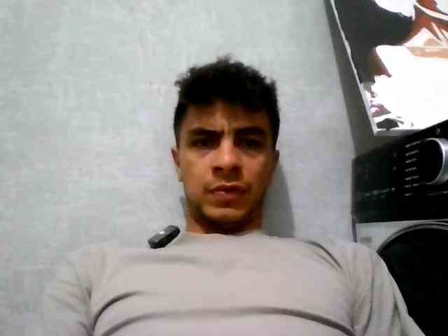 Hulio18Ultra Sex Cam Show