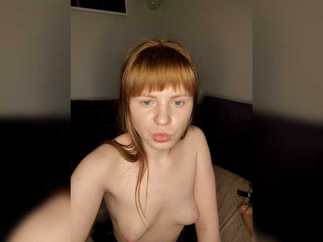 Loloshka222 live webcam show