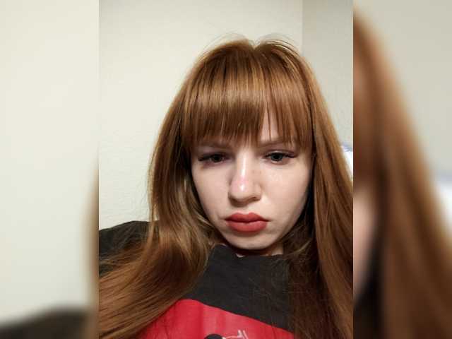 Loloshka222 live cam on BongaCams