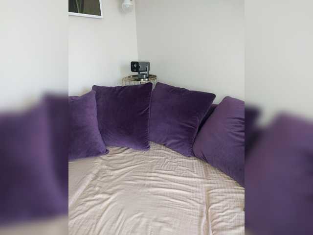 Loloshka222 live webcam show
