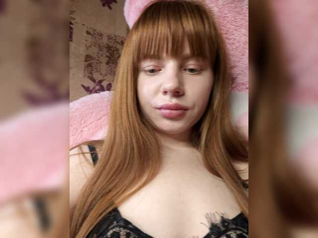 Loloshka222 live cam on BongaCams
