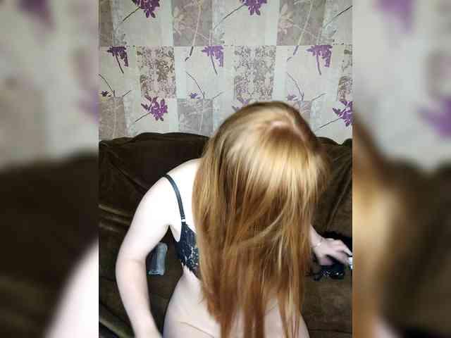 Loloshka222 webcam