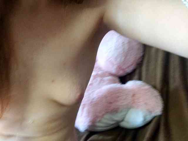 Loloshka222 webcam