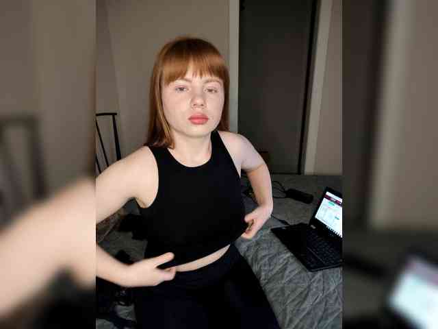 Madam_22 webcam
