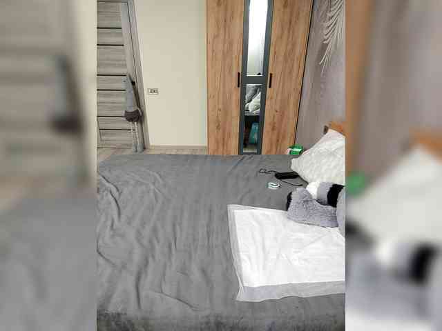 Loloshka222 webcam