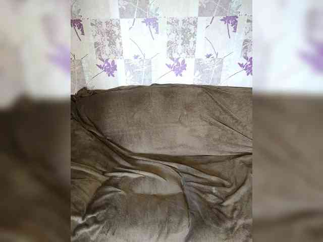Loloshka222 webcam