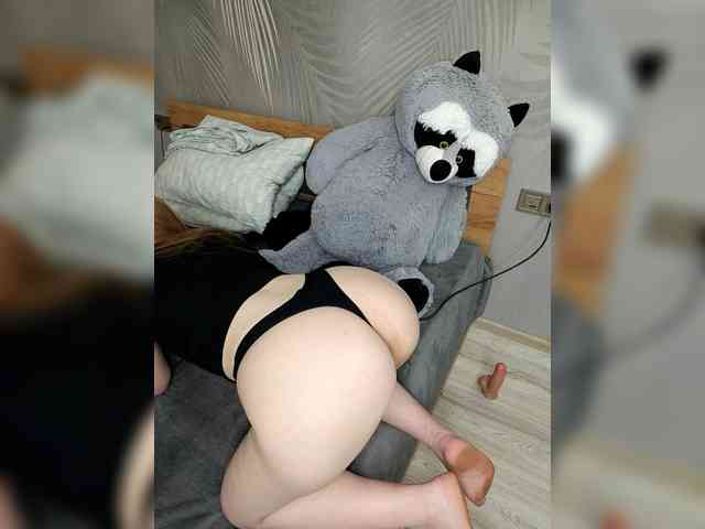 Madam_22 webcam
