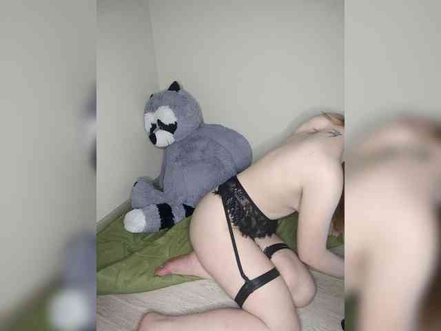 Madam_22 webcam