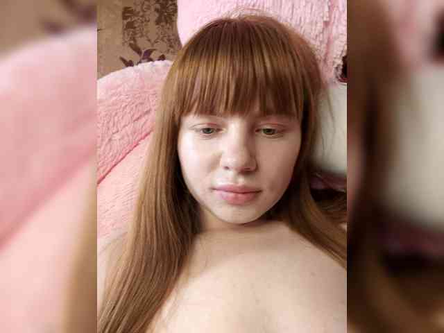 Loloshka222 webcam