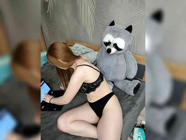 Madam_22 webcam