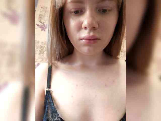 Loloshka222 webcam