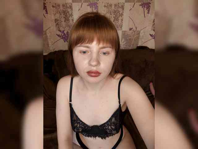Loloshka222 webcam