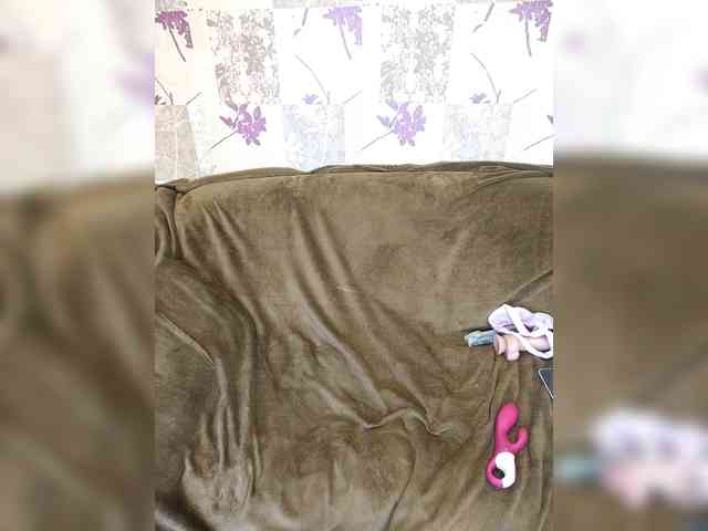 Loloshka222 webcam